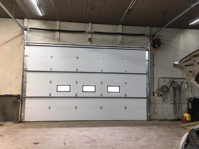 Overhead Doors Gallery Image 6